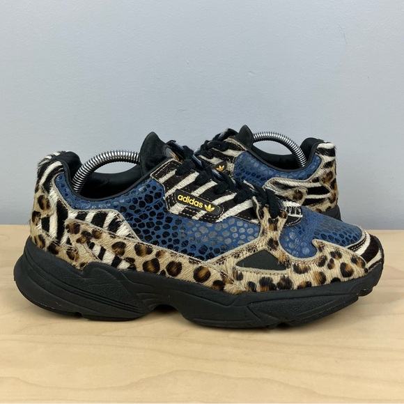 Adidas Women’s Size 10.0 Falcon Out Loud Animal Print Athletic Running Shoes - Picture 2 of 11